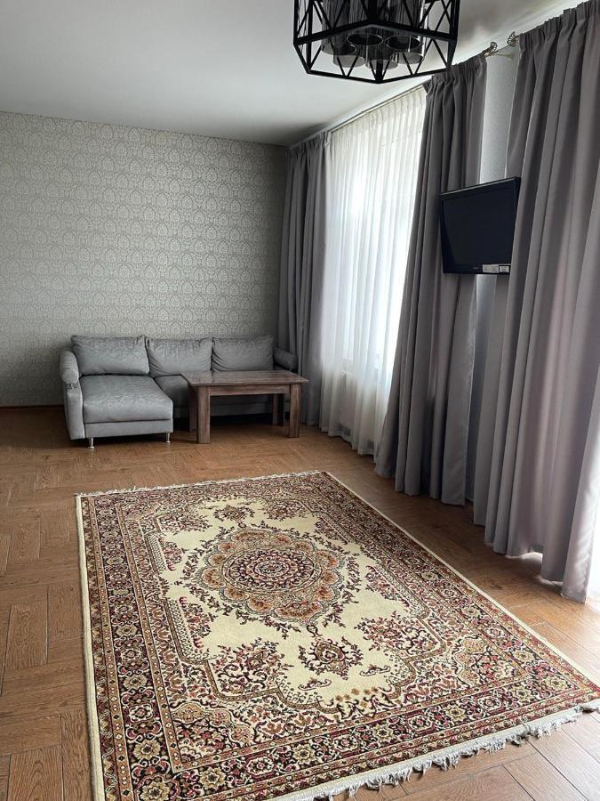 Ferienwohnung Club City House Klumba Odessa Exterior foto