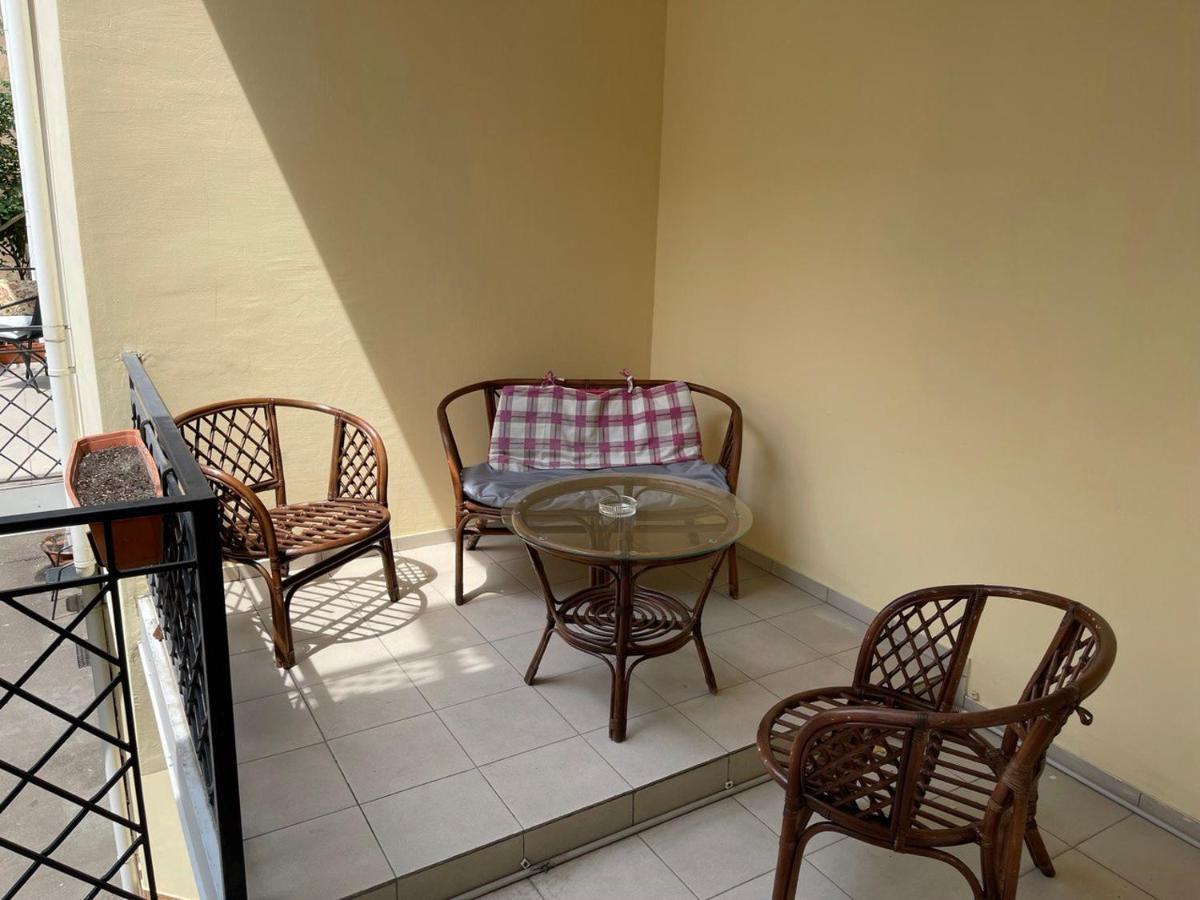 Ferienwohnung Club City House Klumba Odessa Exterior foto